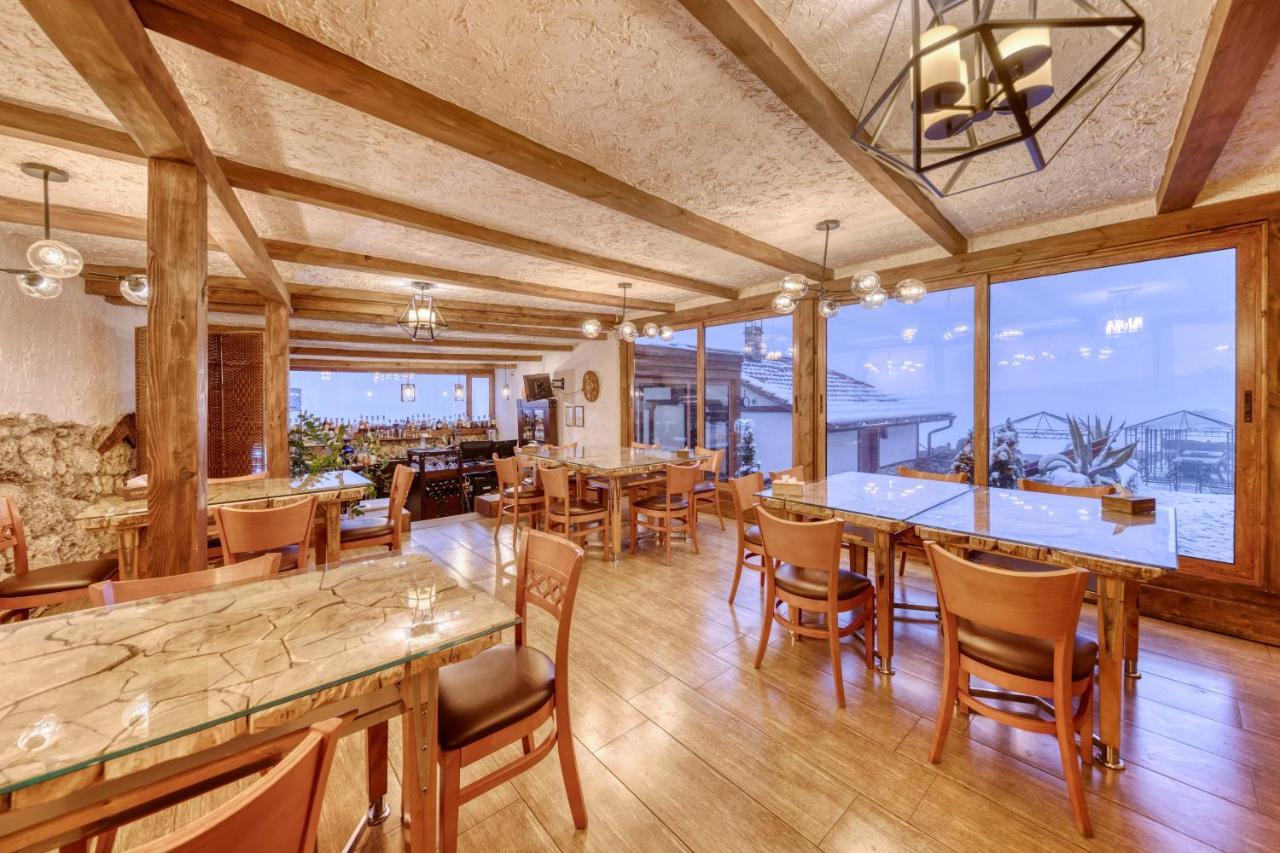 Alpine Castle Hotel ดีลีจาน ภายนอก รูปภาพ