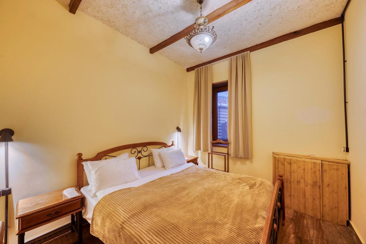 Alpine Castle Hotel ดีลีจาน ภายนอก รูปภาพ